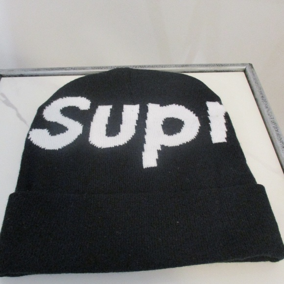 supreme snow cap